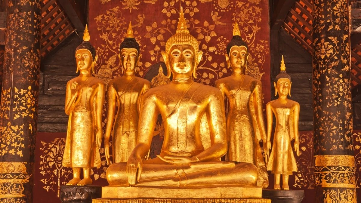 ฝันเห็นพระพุทธรูปสีทอง-"Dream of seeing a golden Buddha statue"